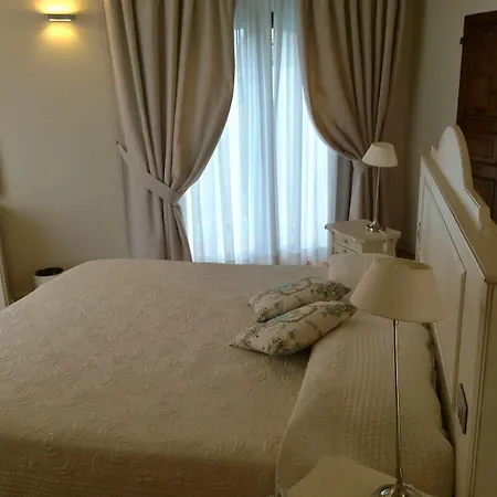 Agnese Sestri Levante