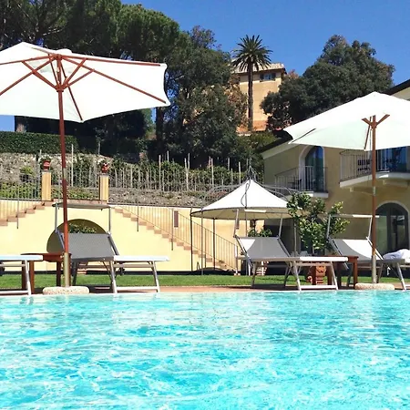 Agnese Hotel 3*